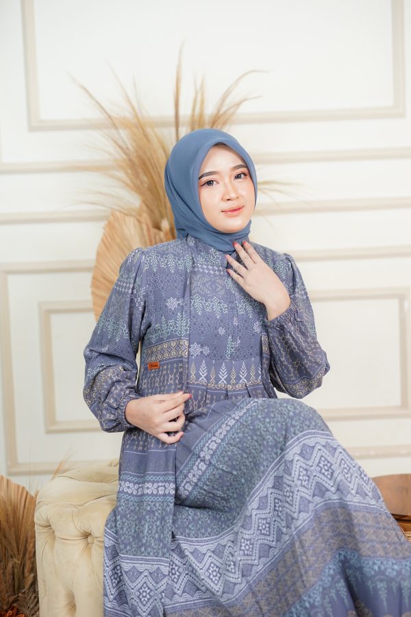 Jihana Dress